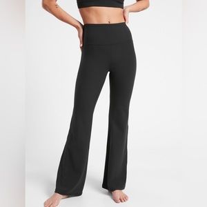 NWT Athleta Elation Flare Pant, Small Petite